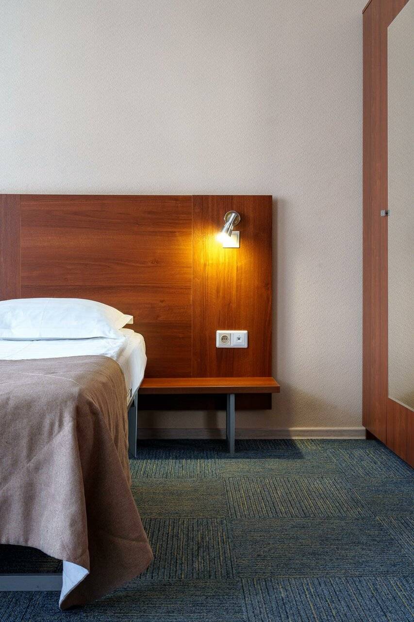 2-местный 1-комнатный номер комфорт улучшенный с 1 двуспальной кроватью